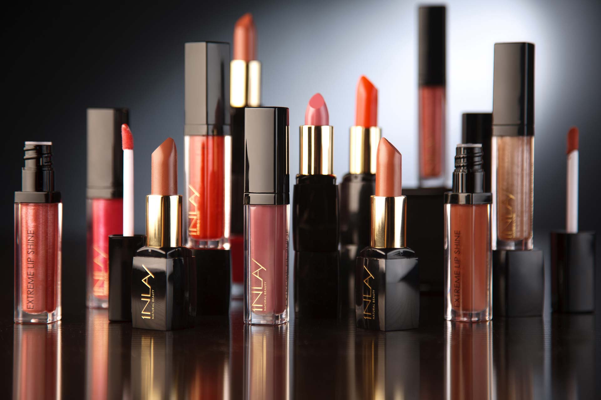 لوازم آرایش لب این لی