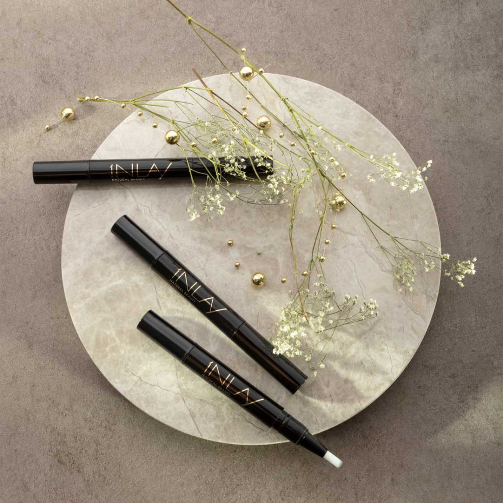 کانسیلر قلمی دور چشم این لی