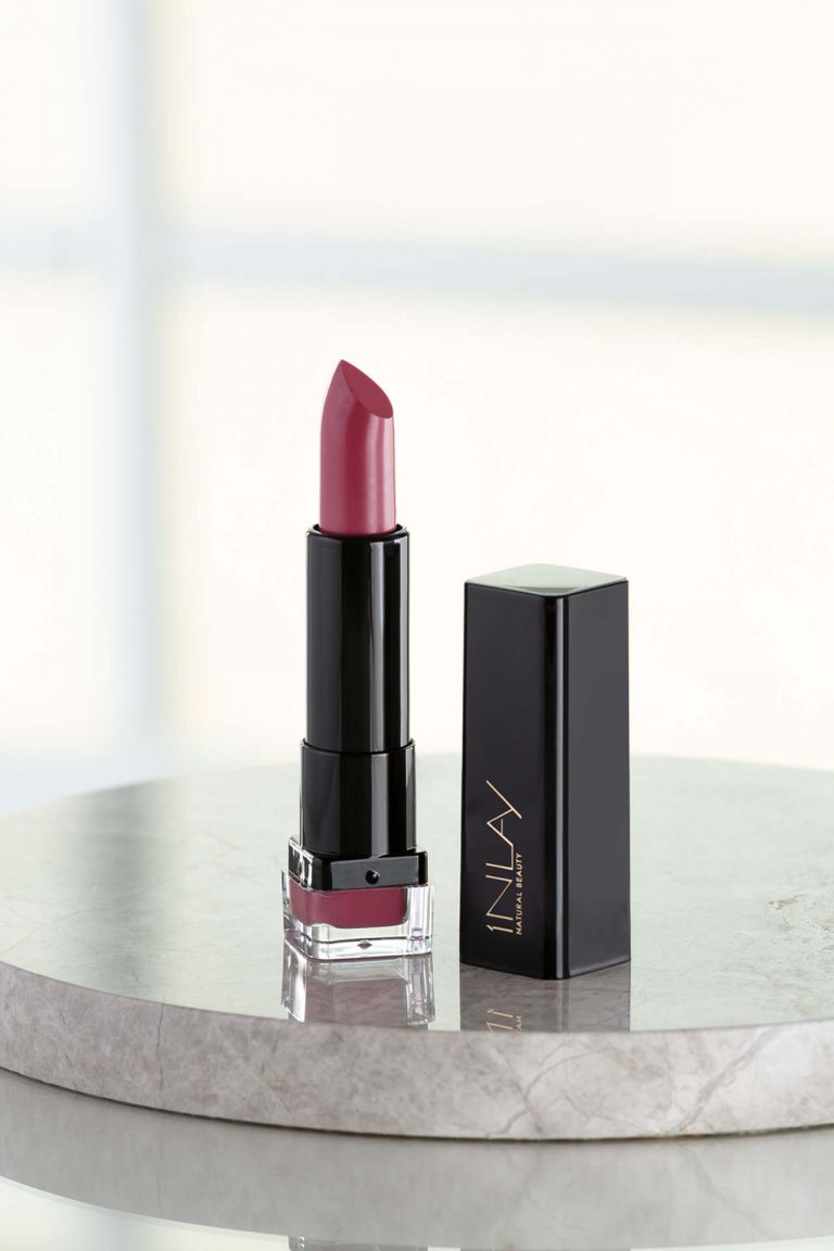 رژ لب ضد آفتاب این لی