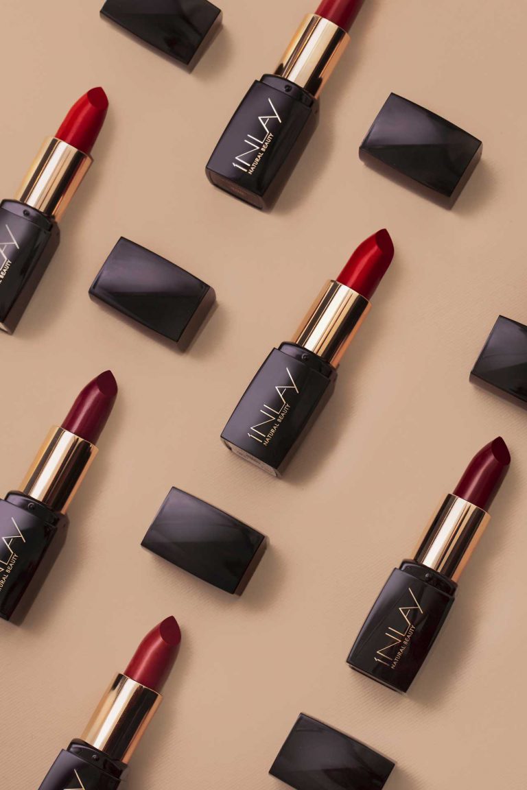 رژ لب این لی